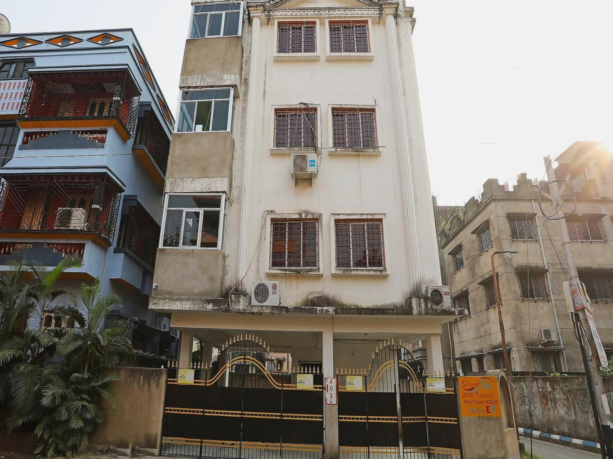 Silver Inn Near Acropolis Mall Calcutta Exterior foto